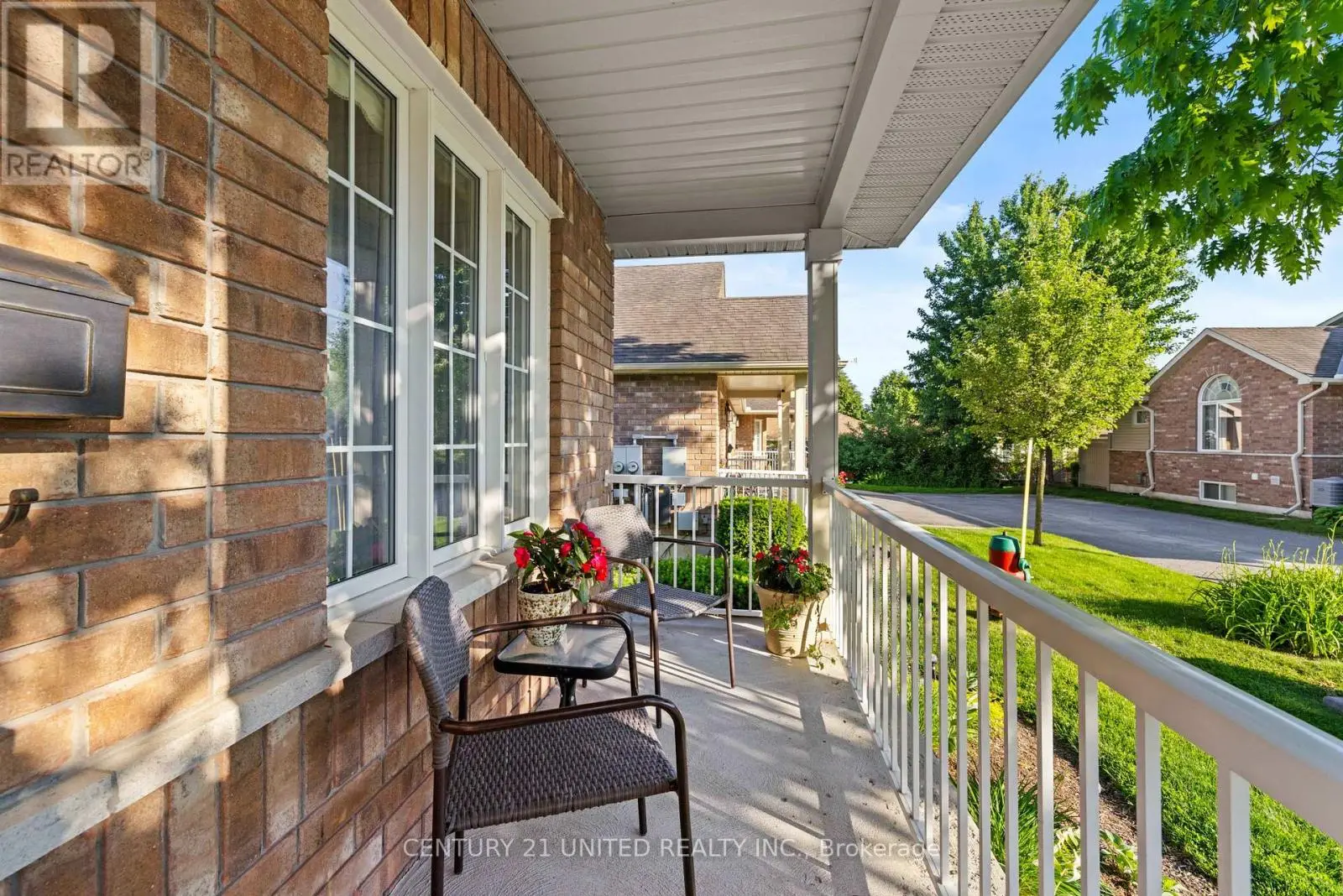 15 - 909 Wentworth Street, Peterborough West, Ontario  K9J 8R7 - Photo 3 - X12229379