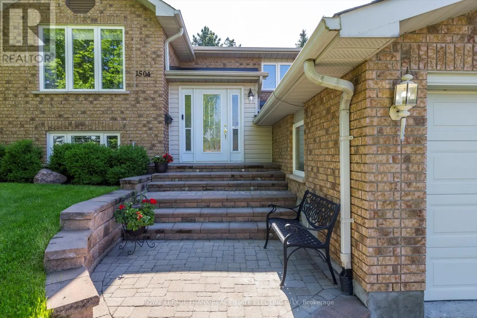 1504 Hetherington Drive, Peterborough North, Ontario  K9L 1Y7 - Photo 3 - X12231723