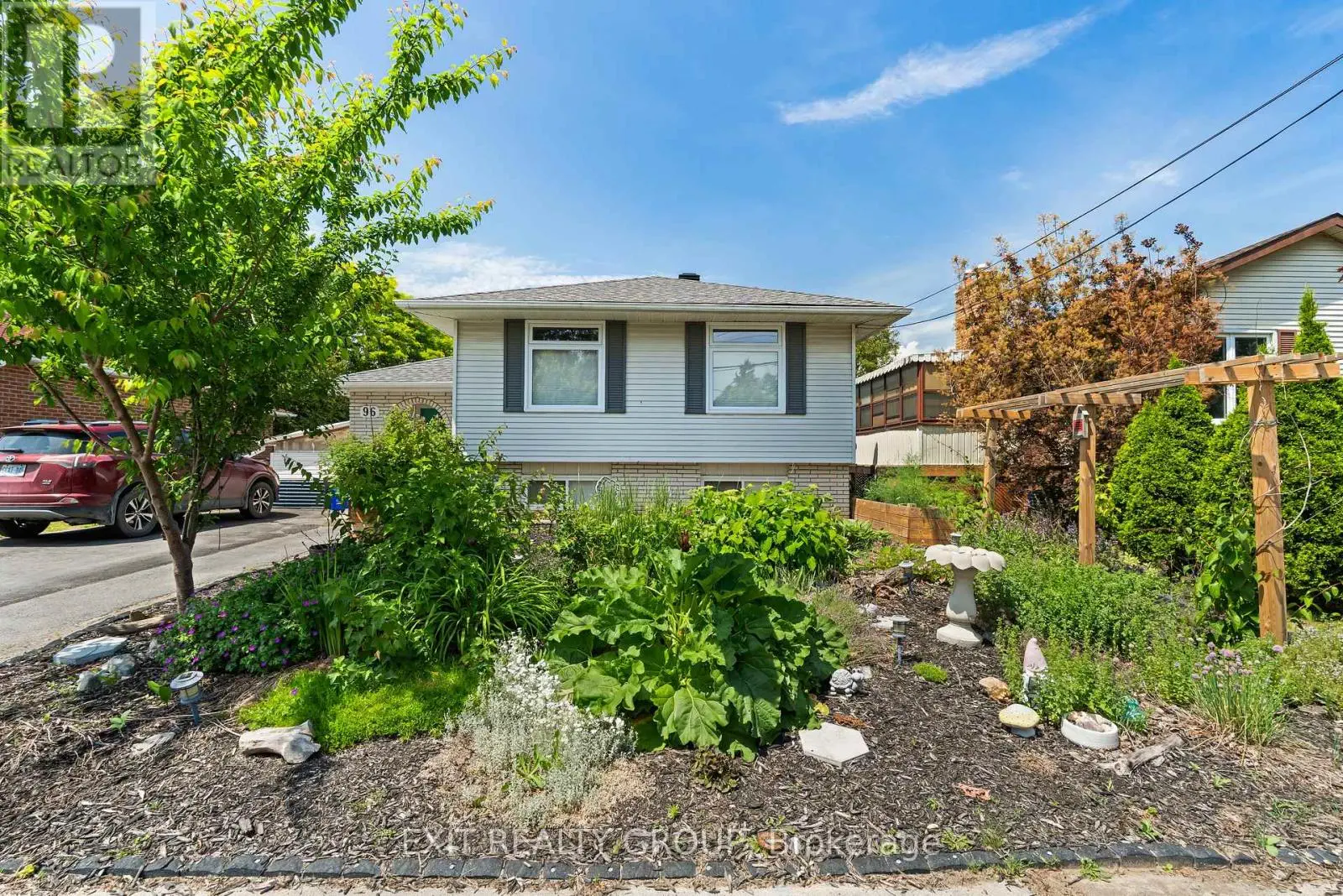 96 Maple Drive, Belleville, Ontario  K8P 2R2 - Photo 1 - X12194412