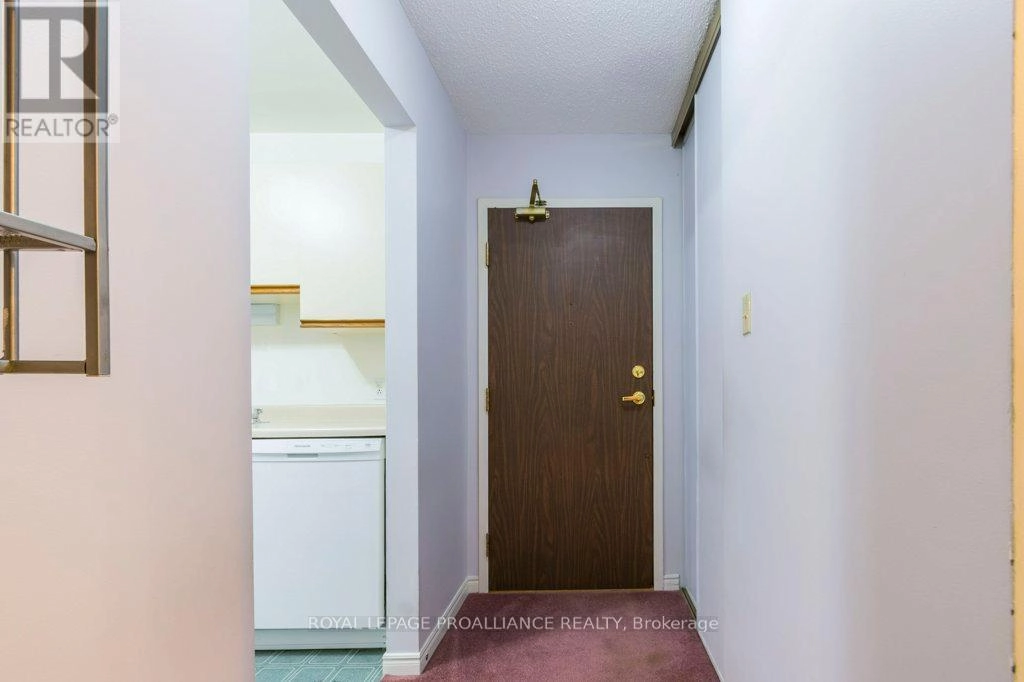 215 - 221 North Park Street, Belleville, Ontario  K8P 5A6 - Photo 3 - X12232079