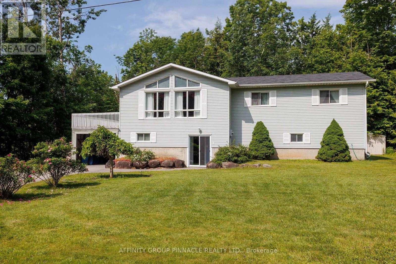 3 Hemlock Street, Kawartha Lakes, Ontario  K0M 1N0 - Photo 3 - X12232123