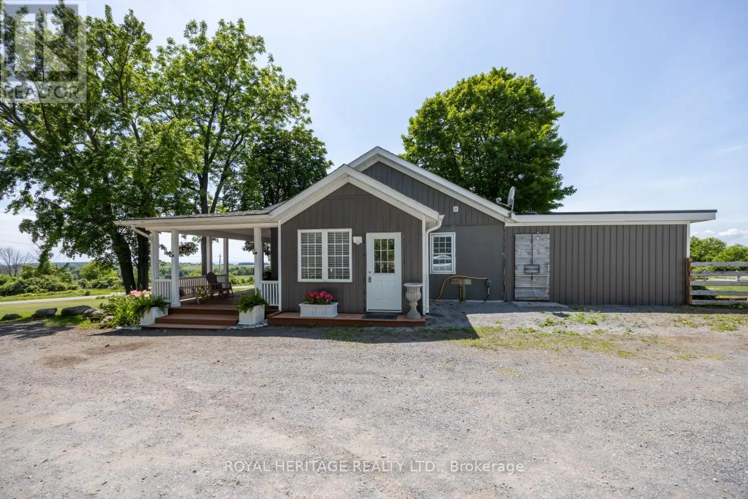 4244 Marsh Road, Port Hope, Ontario  L1A 3V7 - Photo 3 - X12232309