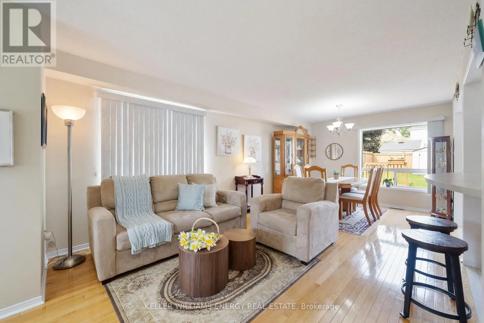 42 Harmer Drive, Clarington, Ontario  L1B 1M5 - Photo 3 - E12232468