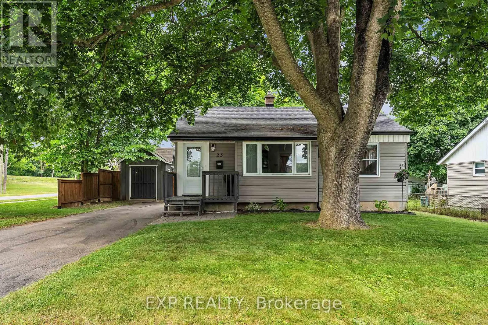 23 FOURTH STREET, Belleville, Ontario