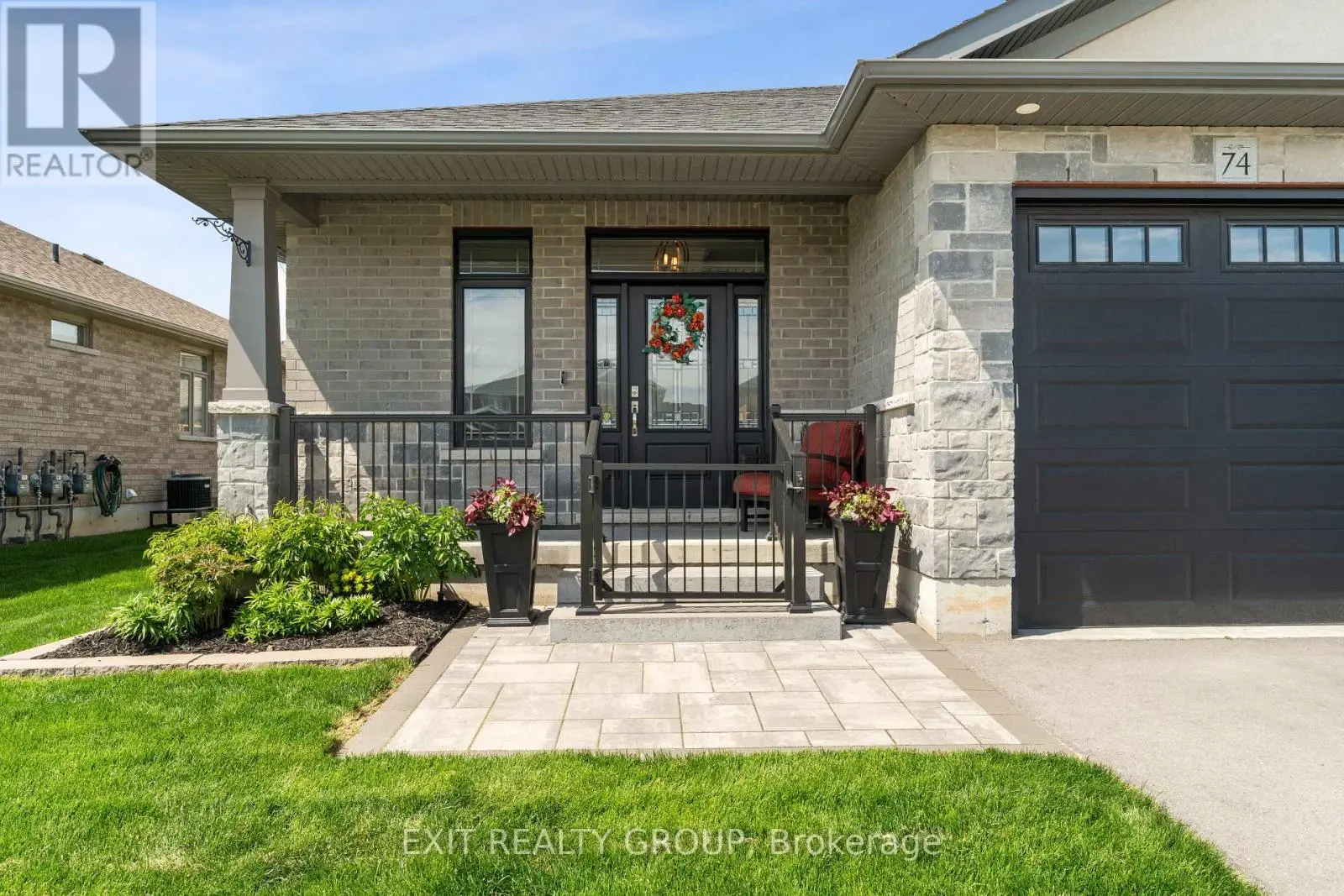 74 WIMS WAY, Belleville, Ontario