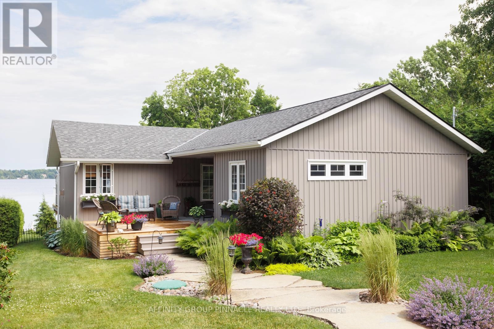64 Glenvale Drive, Kawartha Lakes, Ontario  K0M 1G0 - Photo 2 - X12154680
