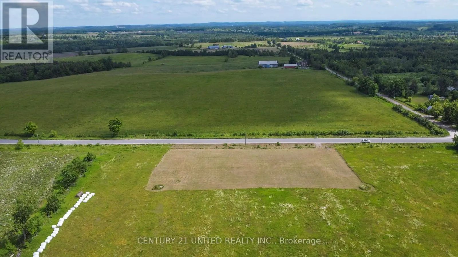2300 Dummer-Asphodel Road N, Douro-Dummer, Ontario  K0L 2B0 - Photo 2 - X12232860