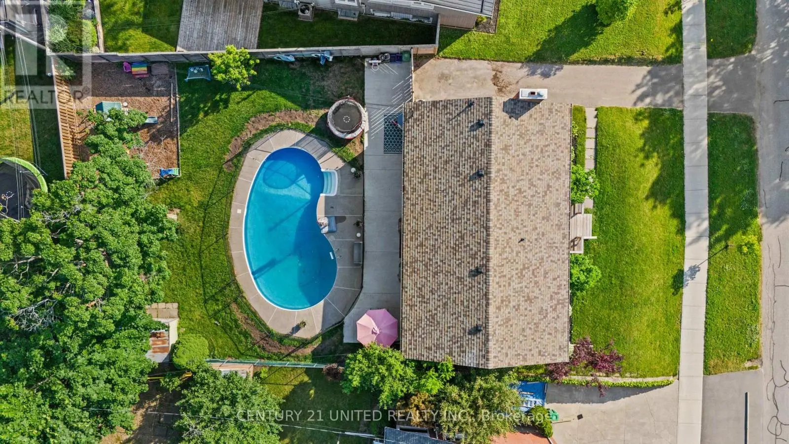 1056 Glebemount Crescent, Peterborough North, Ontario  K9H 6M3 - Photo 2 - X12232902