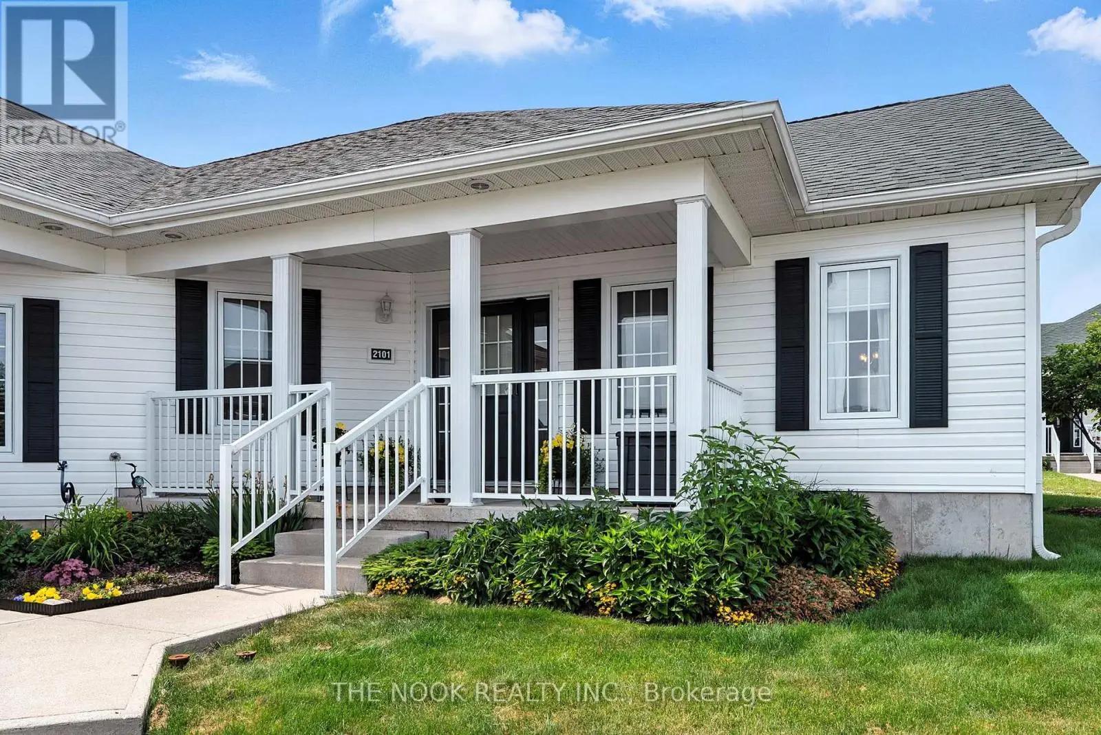 2101 - 300 Croft Street, Port Hope, Ontario  L1A 0E1 - Photo 1 - X12233365