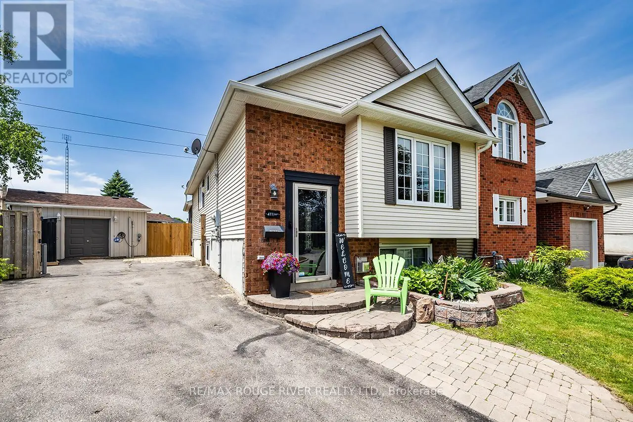 411 Pompano Court, Oshawa, Ontario  L1K 1M9 - Photo 1 - E12233484