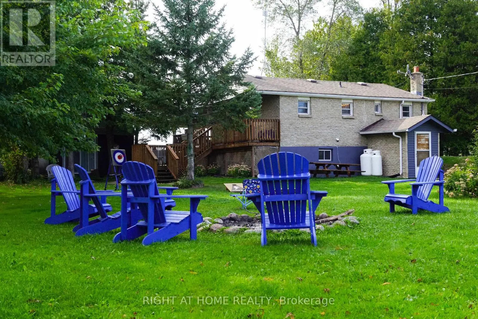 117 RED CEDAR POINT ROAD, Stone Mills, Ontario