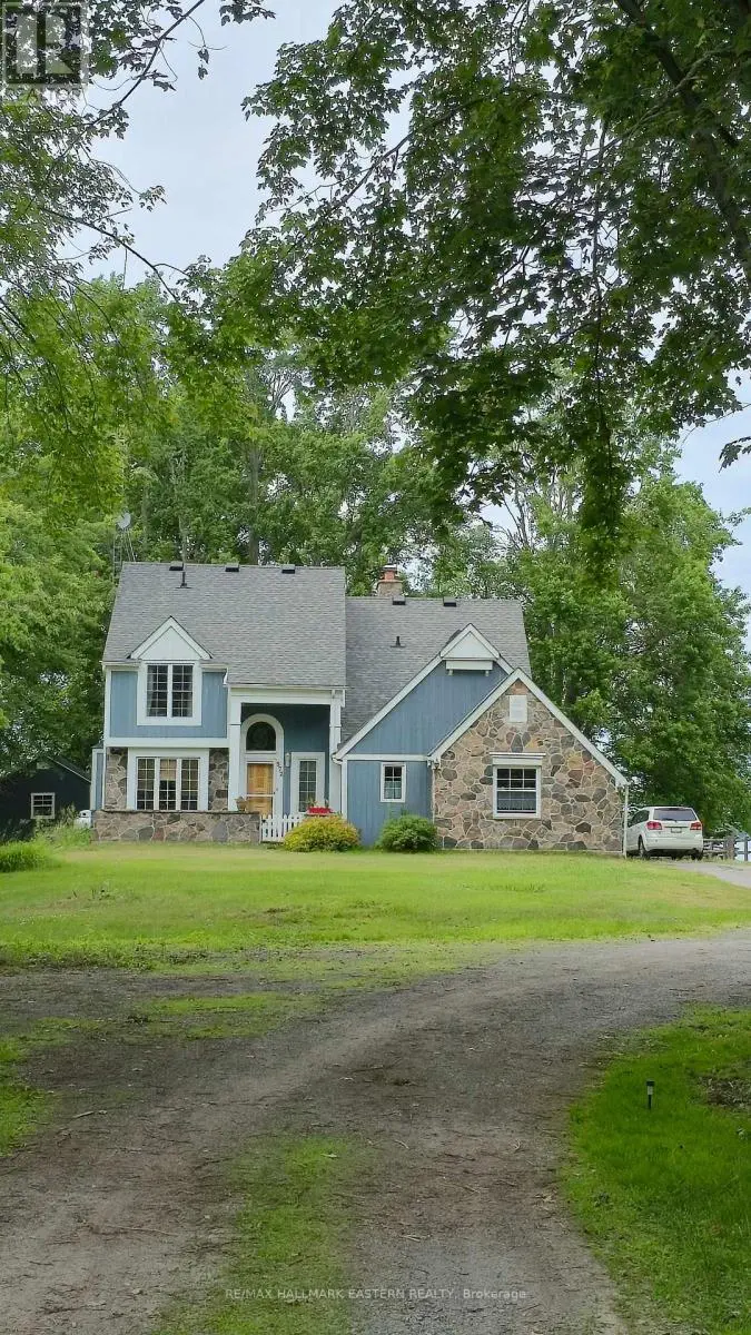 572 Round Lake Road, Havelock-Belmont-Methuen, Ontario  K0L 1Z0 - Photo 1 - X12134146