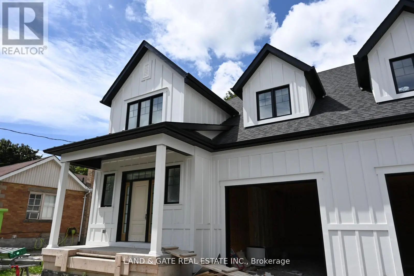 132b Elgin Street, Clarington, Ontario  L1C 3E7 - Photo 2 - E12234774