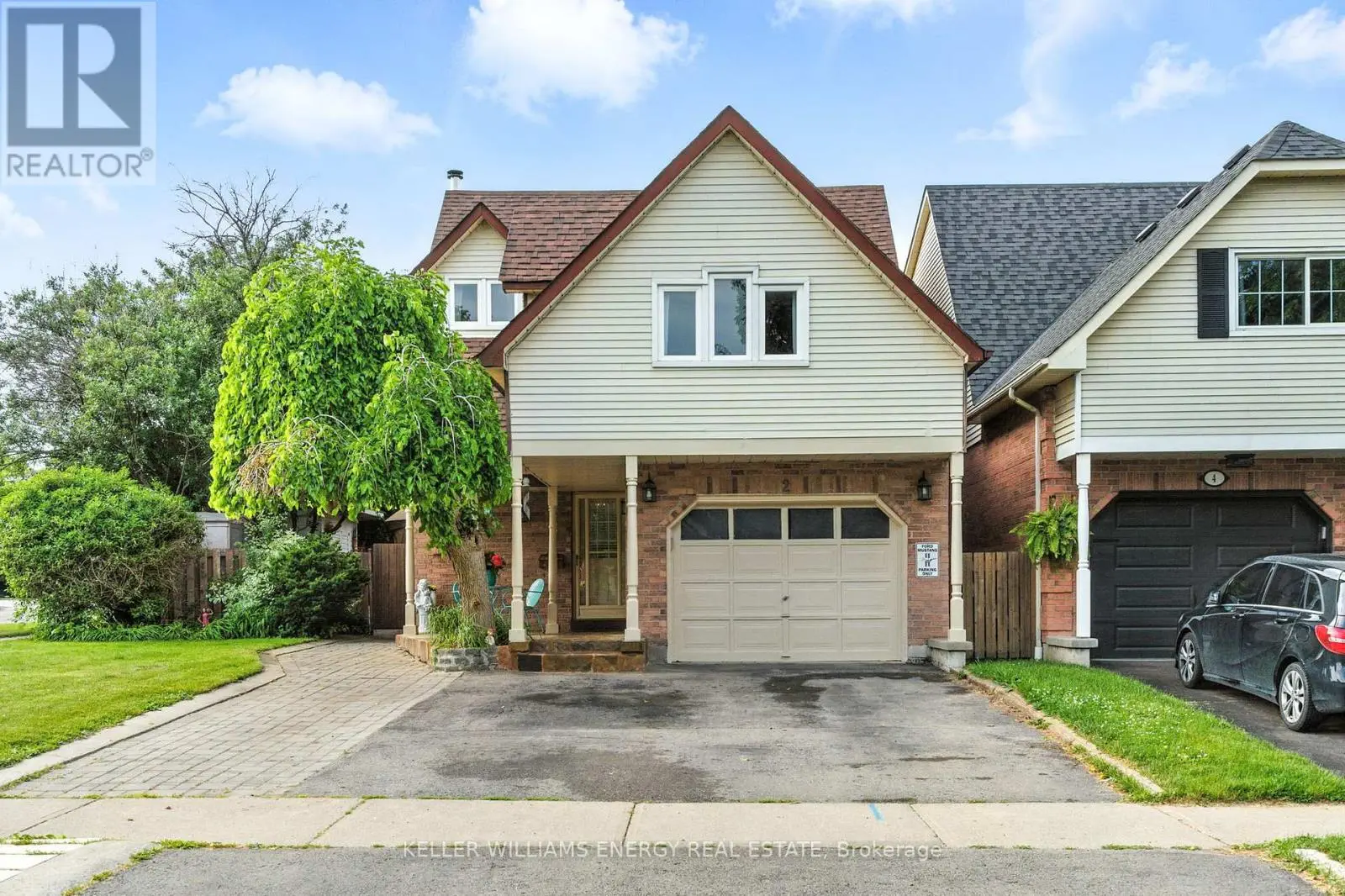 2 HENDERSON DRIVE N, Whitby, Ontario