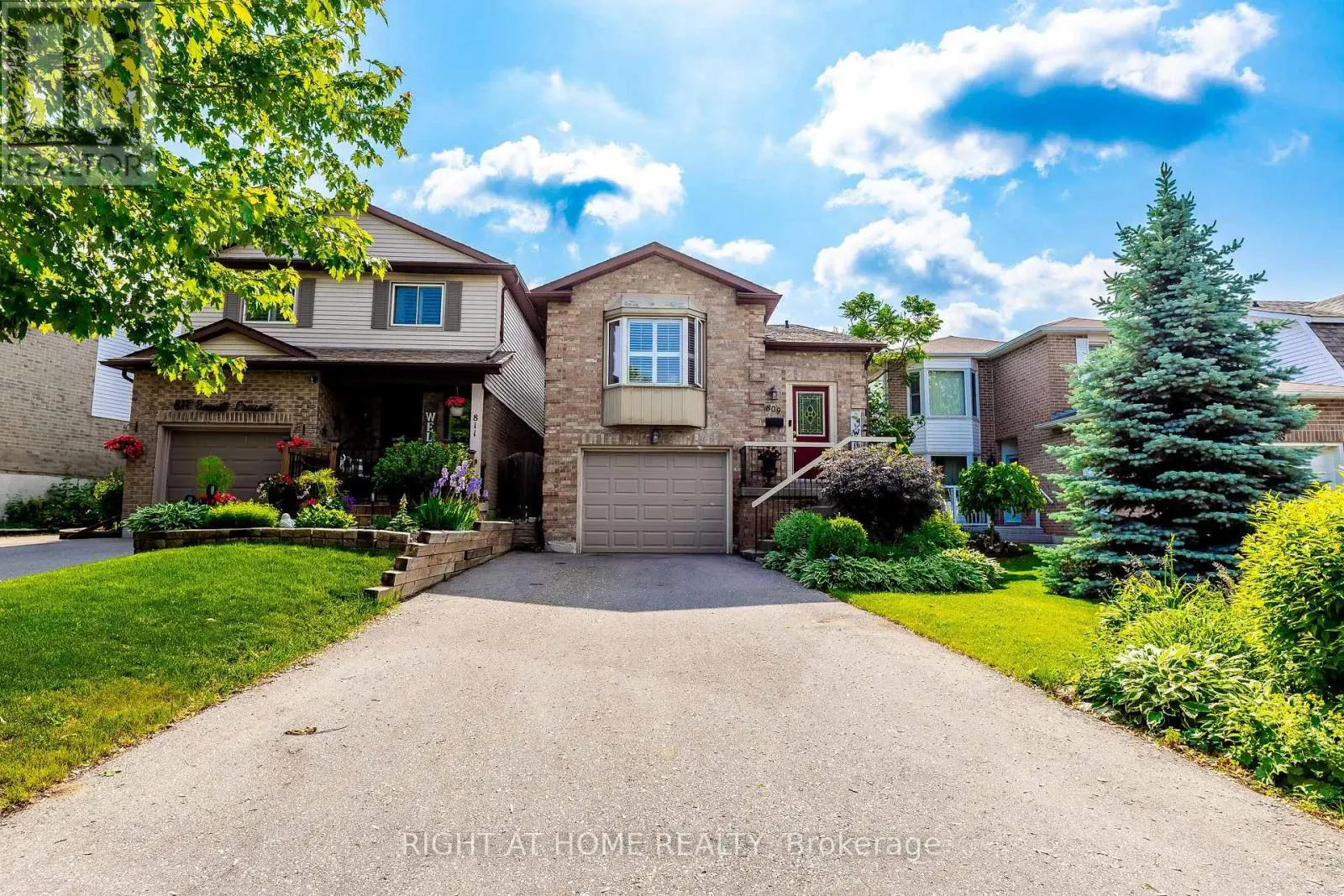 809 Bennett Crescent, Oshawa, Ontario  L1K 1V4 - Photo 2 - E12219384