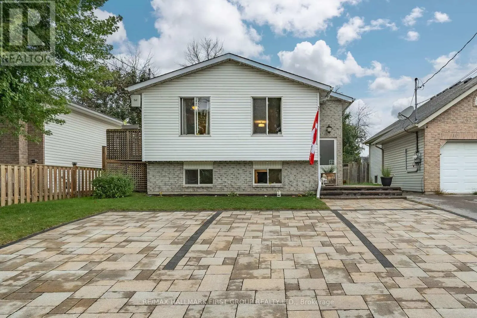 9 Whitley Lane, Quinte West, Ontario  K8V 2B4 - Photo 1 - X12235364
