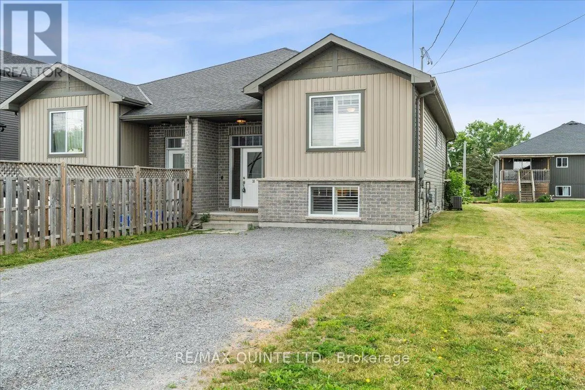 38 Cannifton Road N, Belleville, Ontario  K0K 1K0 - Photo 2 - X12235550