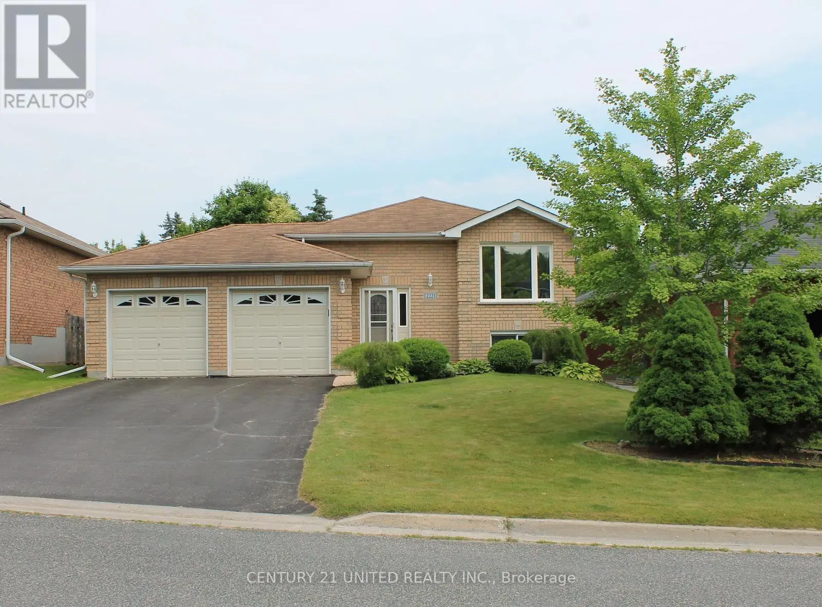 2221 Lorraine Drive, Peterborough North, Ontario  K9L 1X5 - Photo 1 - X12235616