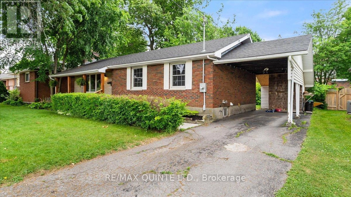 505 Victoria Avenue, Belleville, Ontario  K8N 2G4 - Photo 3 - X12235639