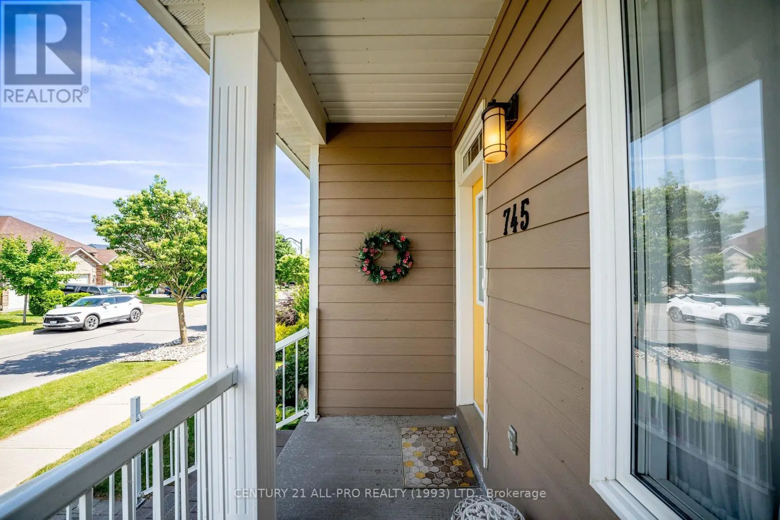 745 Prince Of Wales Drive, Cobourg, Ontario  K9A 5X9 - Photo 3 - X12235730