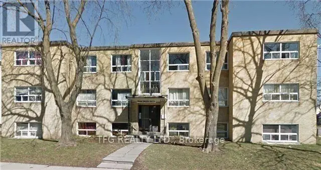 11 - 276 Saguenay Avenue, Oshawa, Ontario  L1J 2M8 - Photo 1 - E12235853
