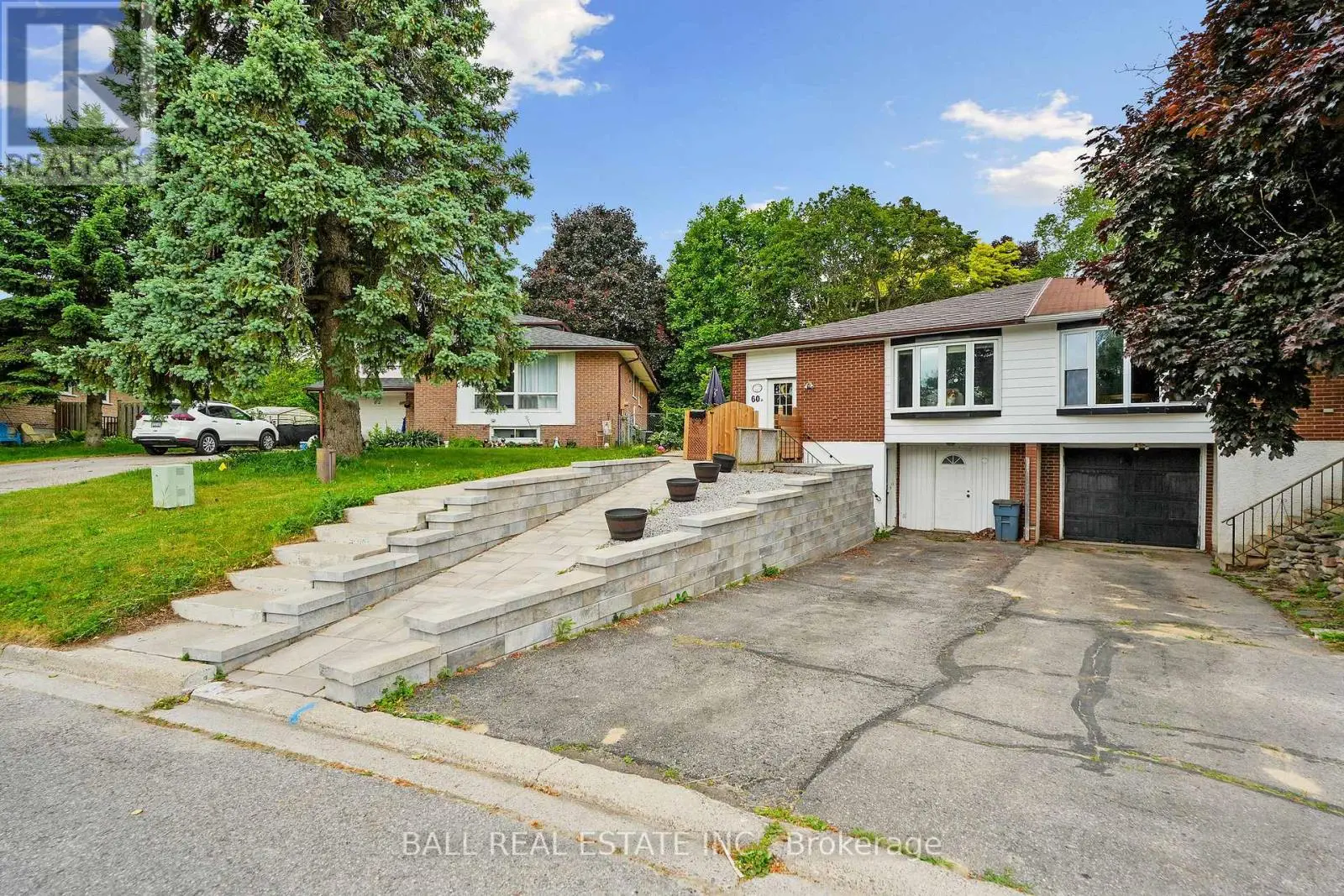 60a Crossley Drive, Port Hope, Ontario  L1A 3T5 - Photo 2 - X12236116