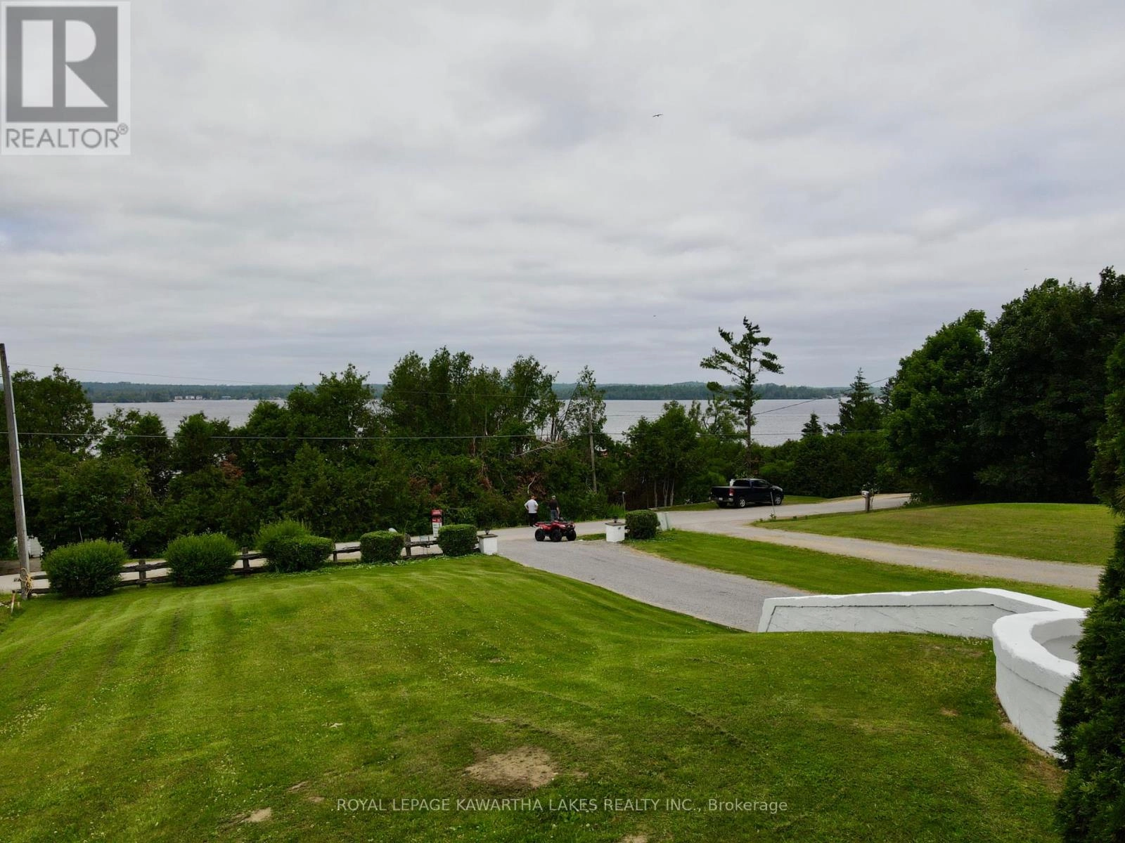 835 Cedar Glen Road, Kawartha Lakes, Ontario  K0M 1L0 - Photo 3 - X12235711