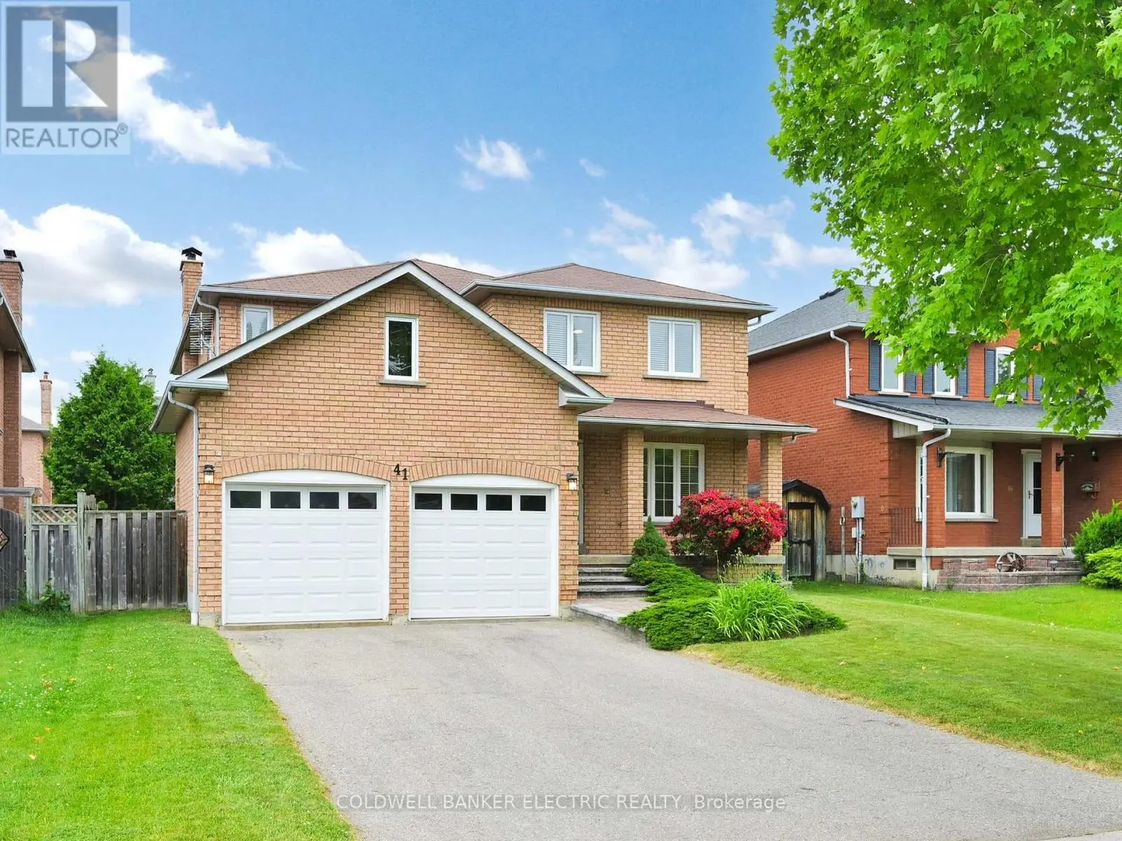 41 Falstaff Crescent, Whitby, Ontario  L1R 1W3 - Photo 2 - E12236961