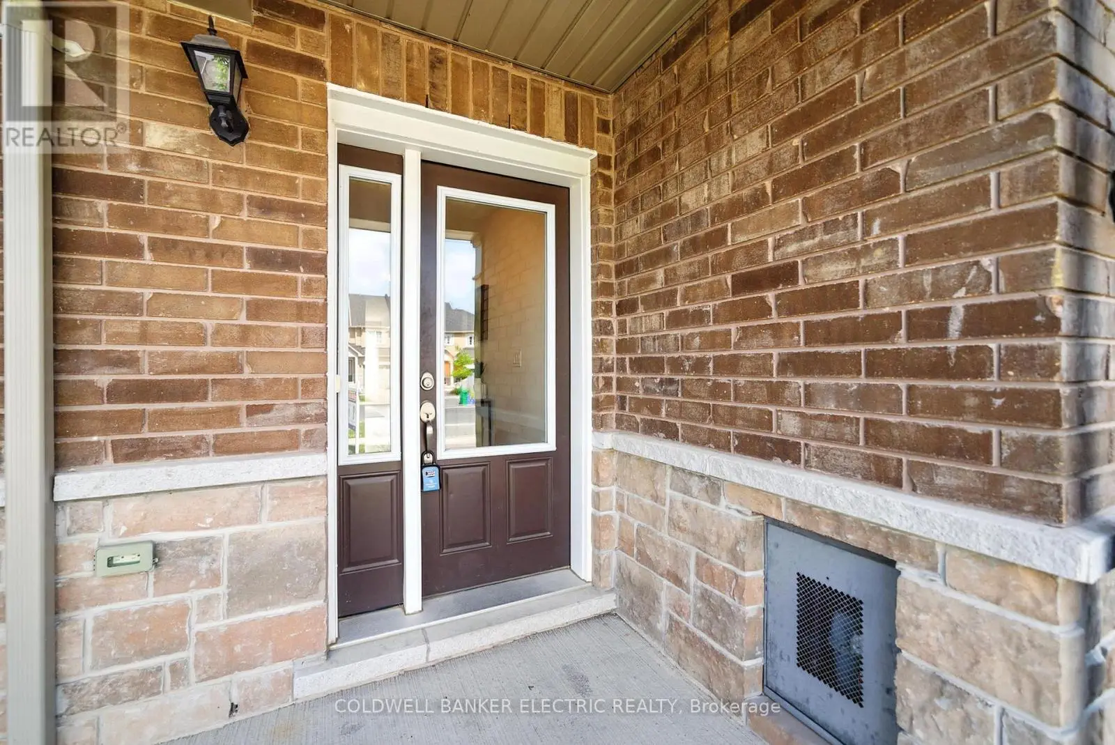 1651 Hetherington Drive, Peterborough North, Ontario  K9L 0G6 - Photo 2 - X12237600