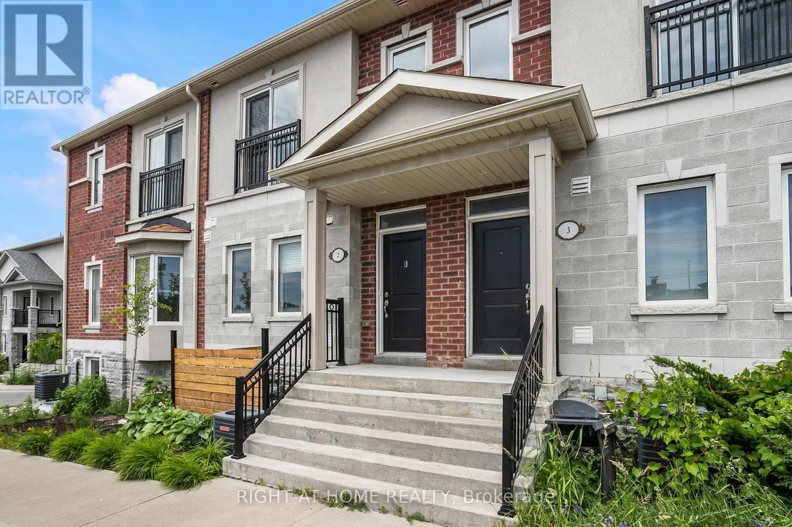 2 - 1020 Dunsley Way N, Whitby, Ontario  L1N 0L5 - Photo 1 - E12238168