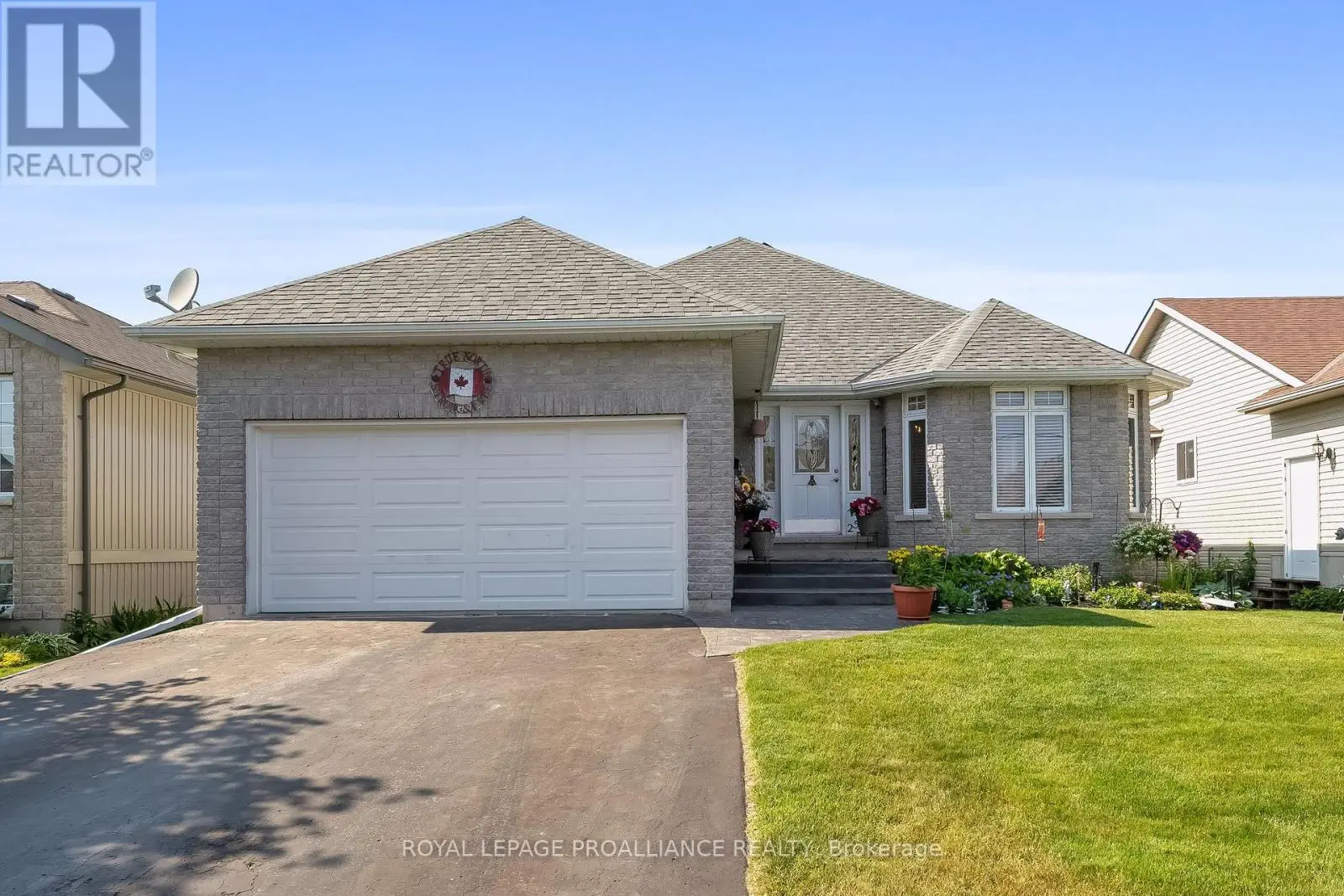 254 Raglan Street, Brighton, Ontario  K0K 1H0 - Photo 1 - X12238181