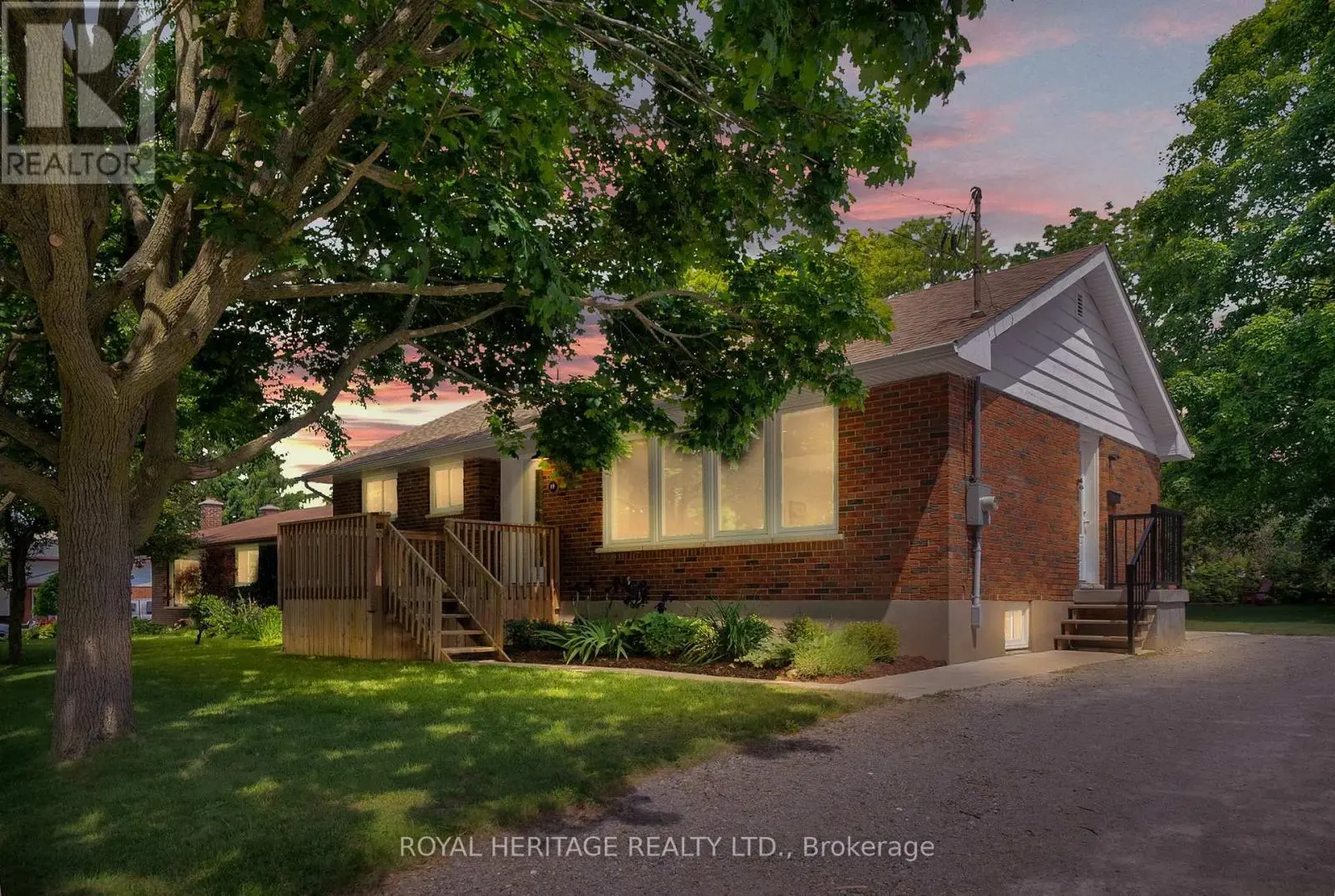 19 Alfred Street, Port Hope, Ontario  L1A 2W9 - Photo 2 - X12238385