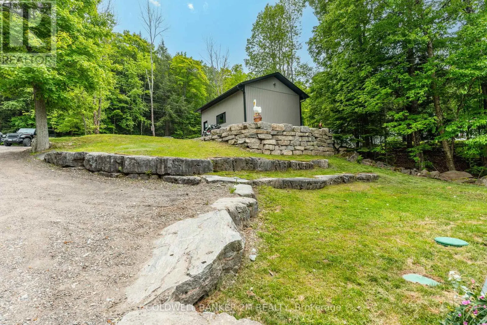 1174 Birch Narrows Road, Dysart Et Al, Ontario  K0M 1S0 - Photo 3 - X12238787