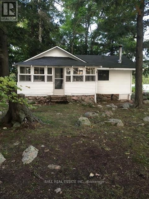 9 Island 4, Selwyn, Ontario  K0L 2H0 - Photo 3 - X12223709