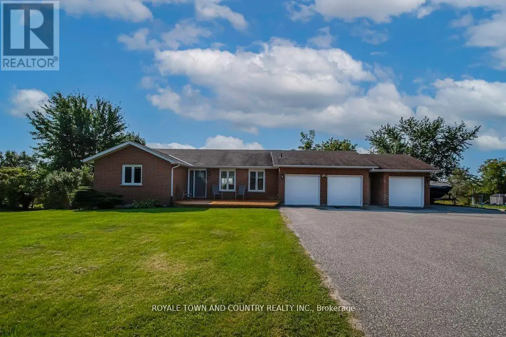 116 Cresswell Road, Kawartha Lakes, Ontario  K0M 2J0 - Photo 1 - X12239143