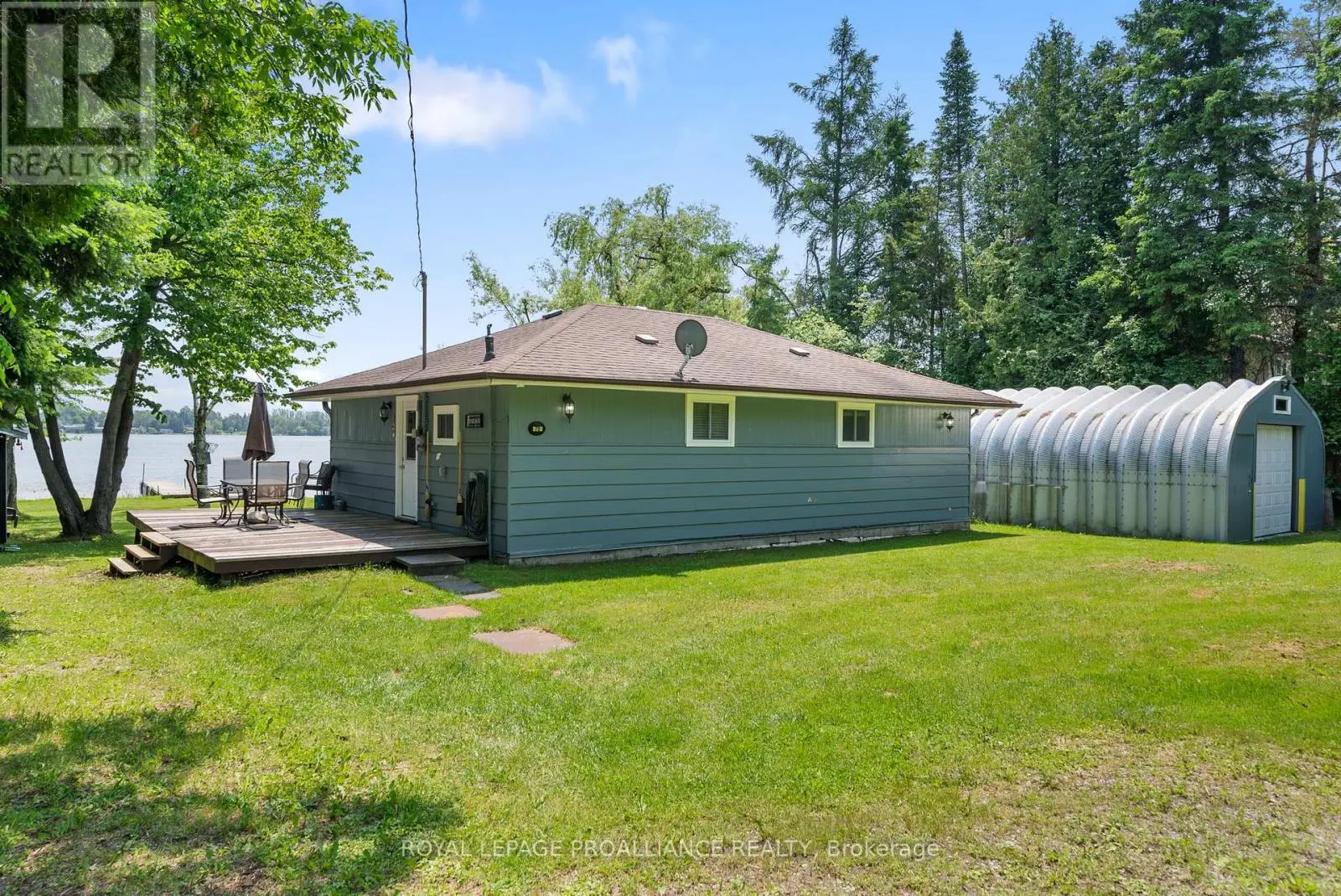 70 Beach Road, Kawartha Lakes, Ontario  K0M 2C0 - Photo 3 - X12218260
