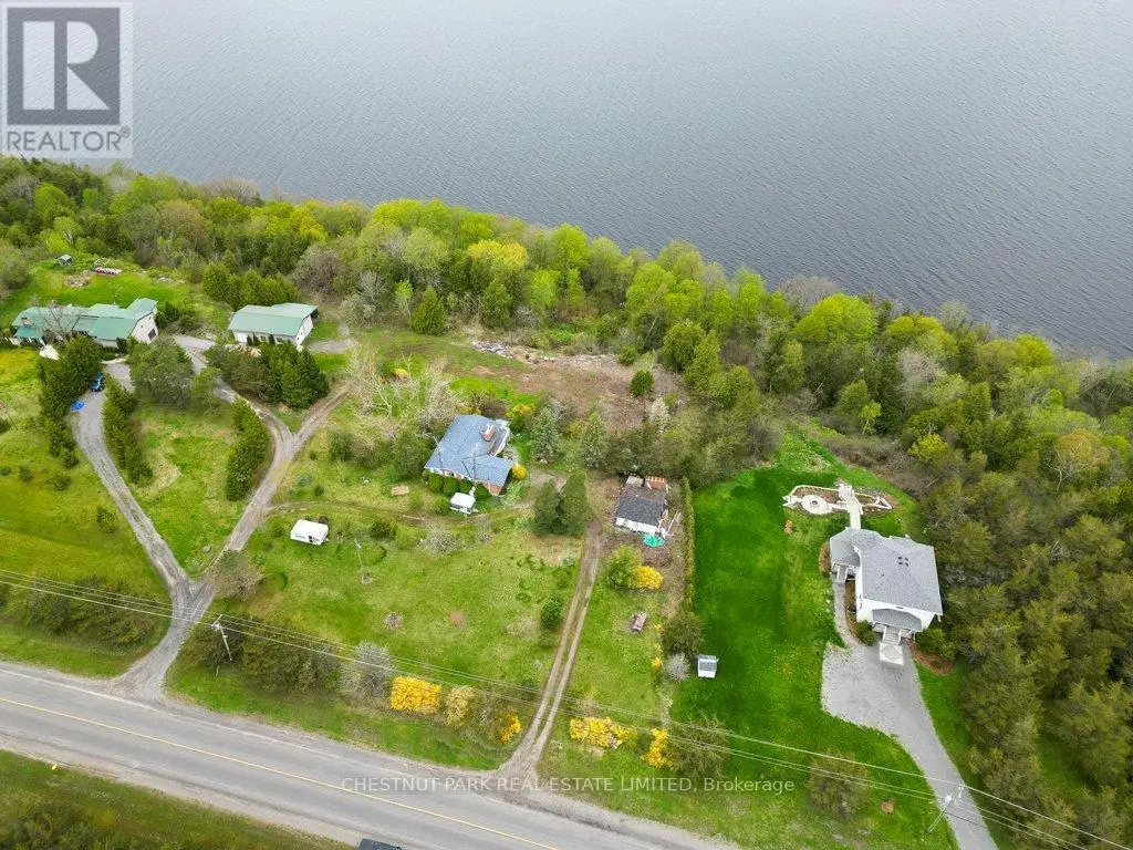 2035 COUNTY RD 7, Prince Edward County, Ontario
