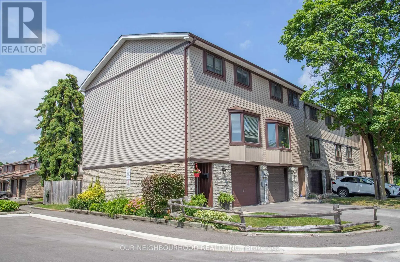 E9 - 221 Ormond Drive, Oshawa, Ontario  L1G 6T7 - Photo 1 - E12240168