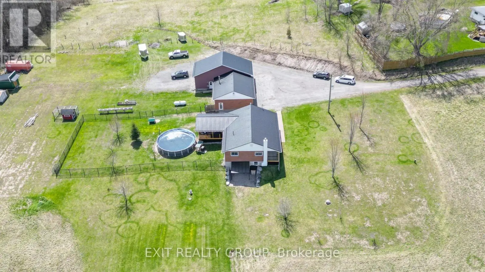 1690 Wallbridge Loyalist Road, Quinte West, Ontario  K8N 4Z5 - Photo 3 - X12239954