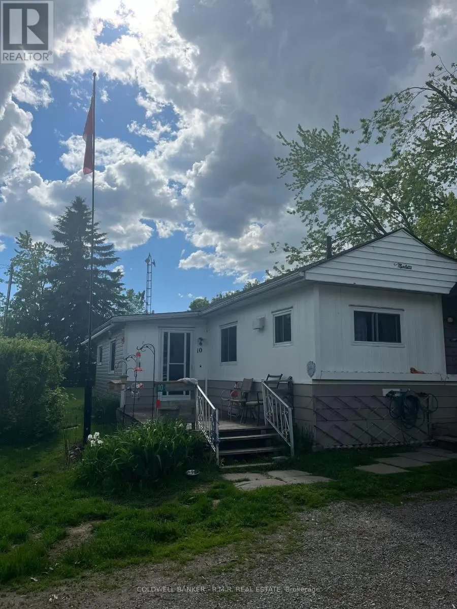 10 Driftwood Crescent, Kawartha Lakes, Ontario  K9V 0K1 - Photo 2 - X12240340