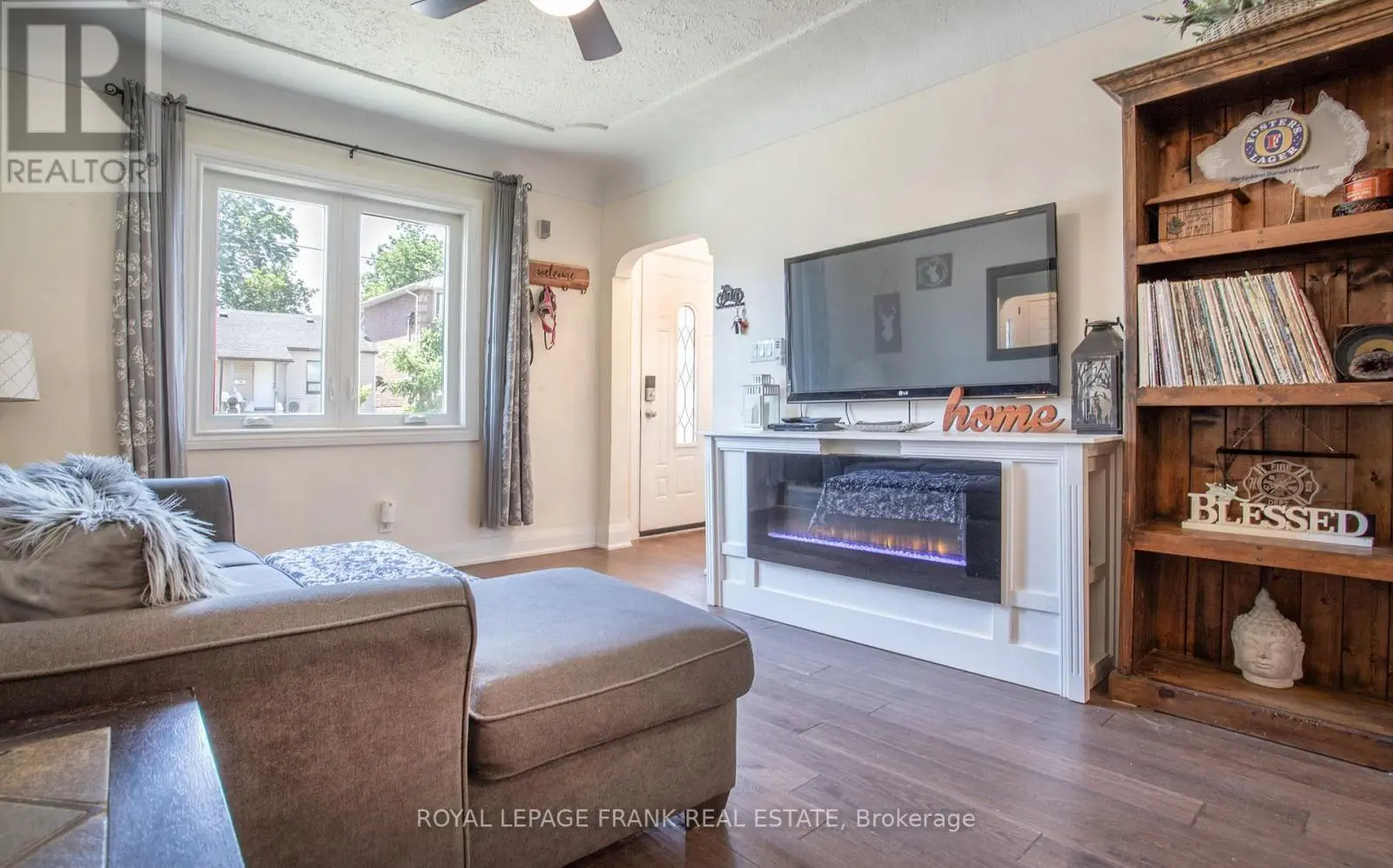 189 Nassau Street, Oshawa, Ontario  L1J 2A9 - Photo 3 - E12241245
