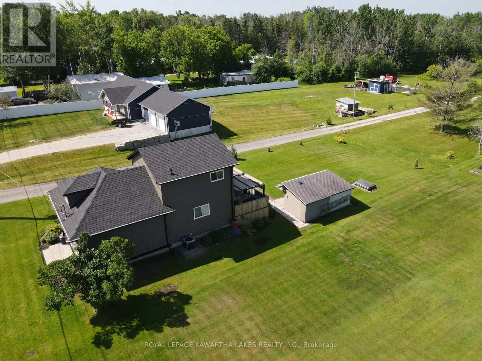 31410 Lake Ridge Road, Georgina, Ontario  L0E 1N0 - Photo 2 - N12241613