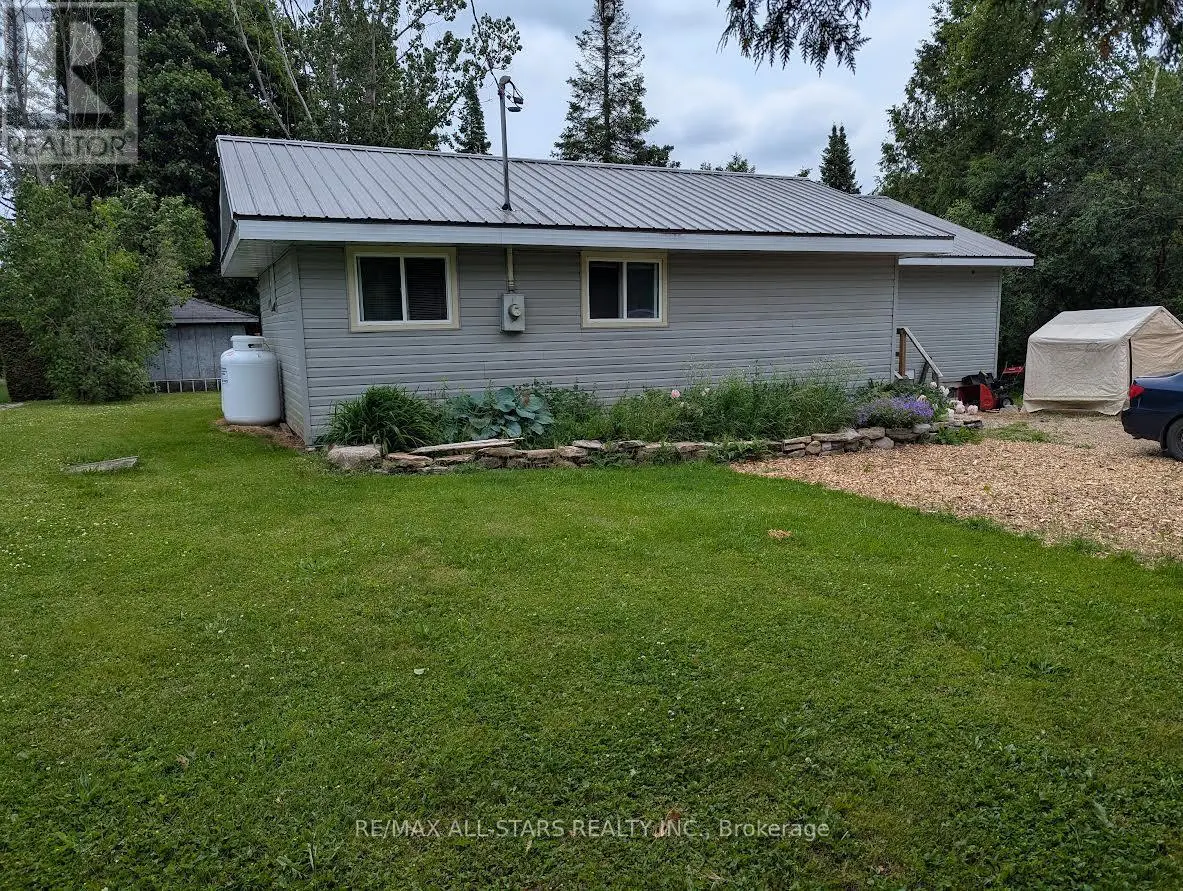234 Crosby Drive, Kawartha Lakes, Ontario  K0M 1A0 - Photo 3 - X12241725