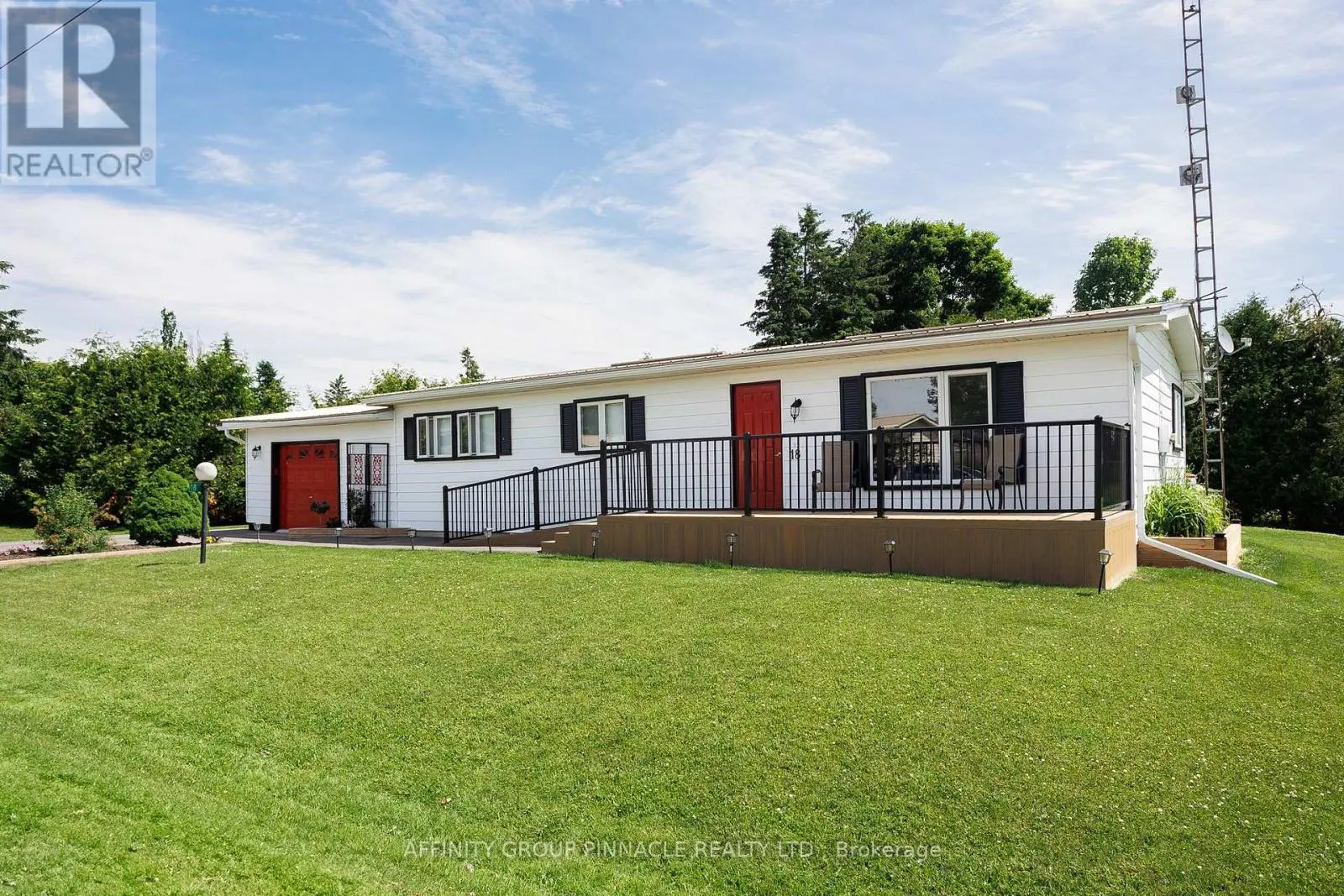 18 Vista Drive, Kawartha Lakes, Ontario  K9V 4R1 - Photo 1 - X12241740