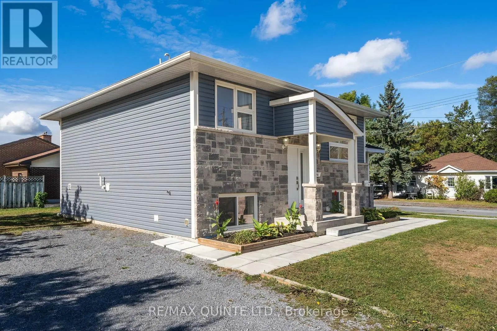 120 Stanley Street, Belleville, Ontario  K8N 4A1 - Photo 3 - X12241768