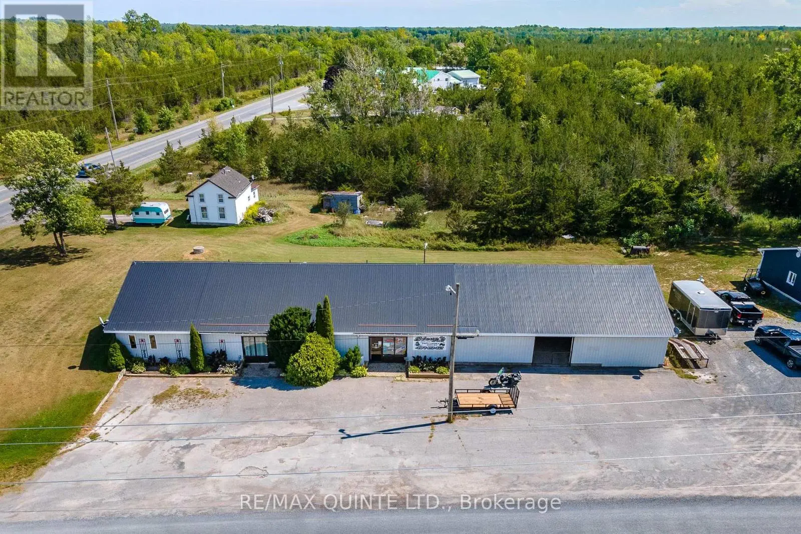 7 Clarke Road, Prince Edward County, Ontario  K0K 2T0 - Photo 3 - X12242134