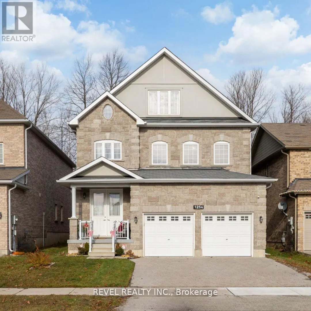 1254 Leslie Drive, Innisfil, Ontario  L9S 0G3 - Photo 1 - N12242395