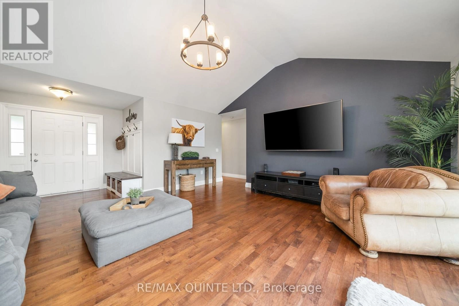 27 Charles Road, Tweed, Ontario K0K 3J0 - Photo 10 - X12242483