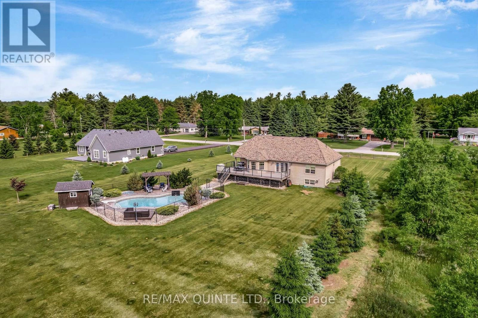 27 Charles Road, Tweed, Ontario K0K 3J0 - Photo 5 - X12242483