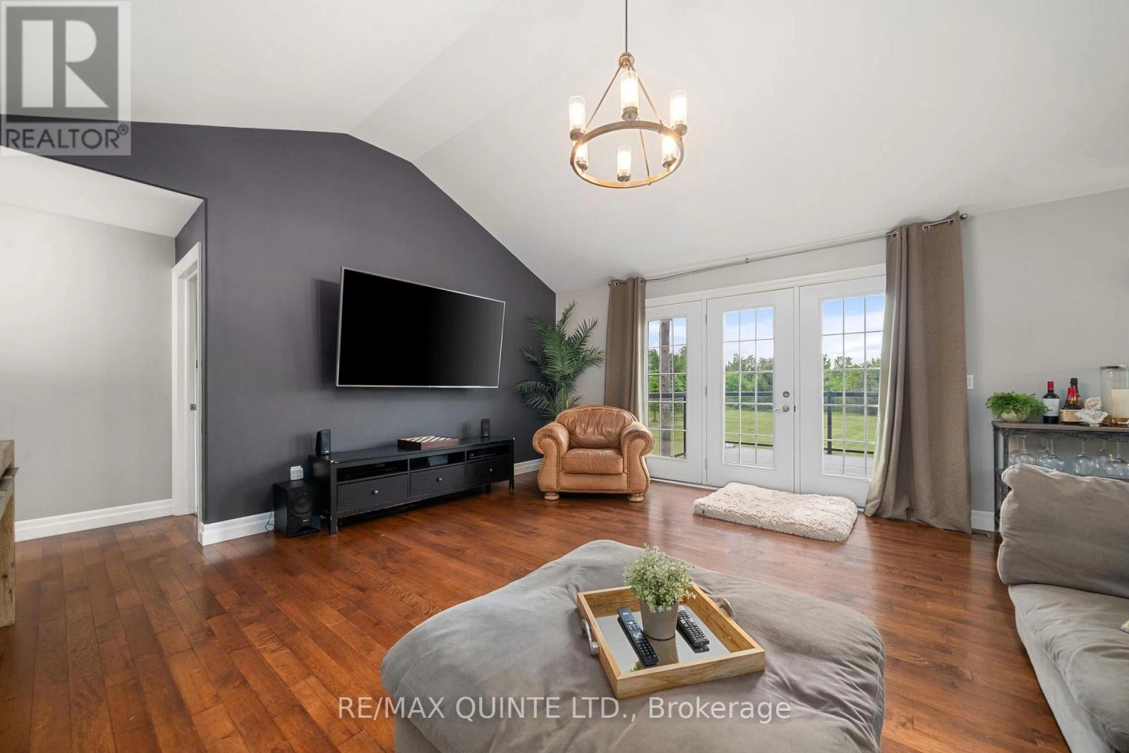 27 Charles Road, Tweed, Ontario K0K 3J0 - Photo 9 - X12242483